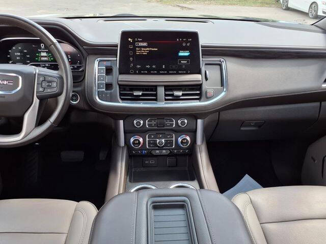 2022 GMC Yukon SLT