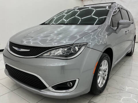 2020 Chrysler Pacifica Touring L