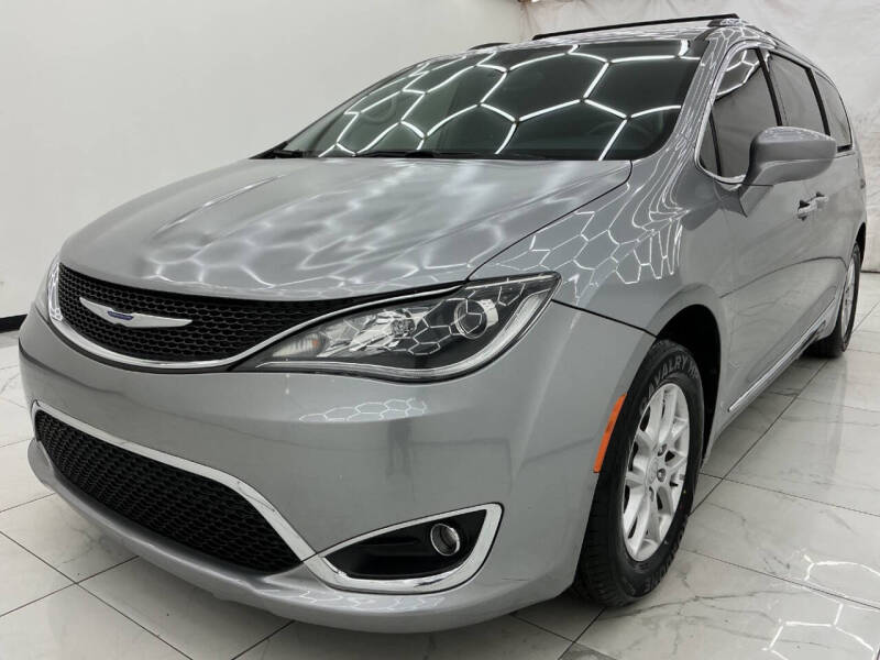 2020 Chrysler Pacifica Touring L
