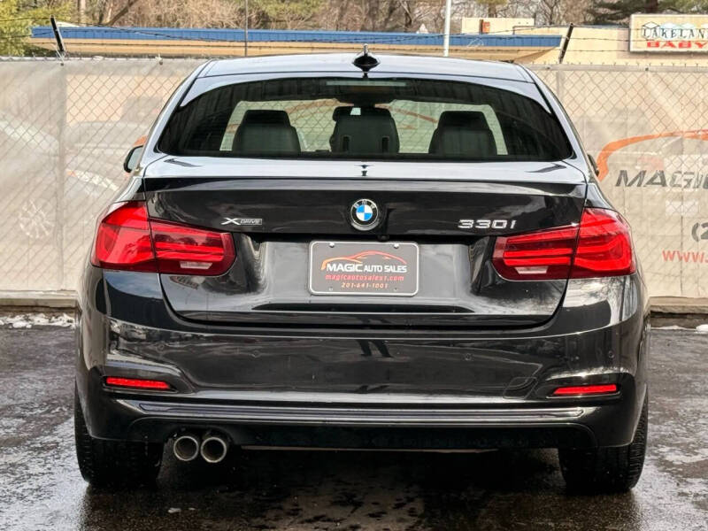 2018 BMW 3 Series 330i xDrive