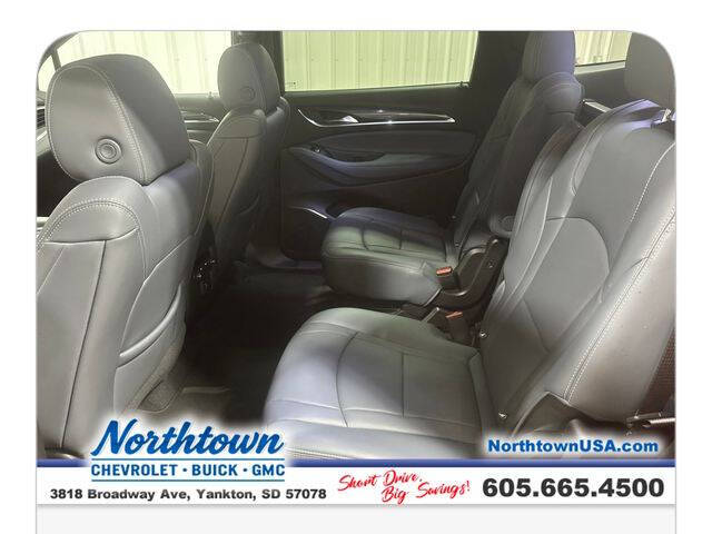 2024 Buick Enclave Essence
