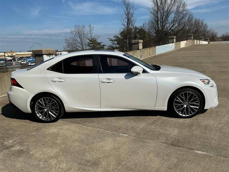 2016 Lexus IS 200t