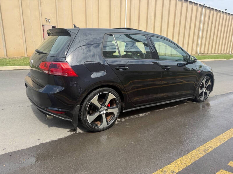 2016 Volkswagen Golf GTI SE