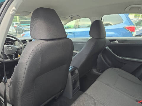 2015 Volkswagen Jetta