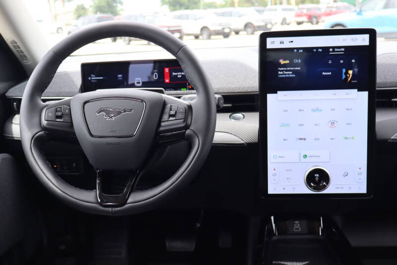 2025 Ford Mustang Mach-E Premium
