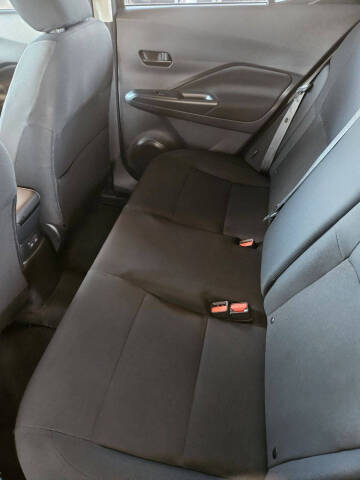 2024 Nissan Kicks S