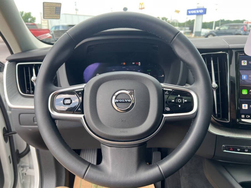 2025 Volvo XC60 T8 Plus Dark Theme