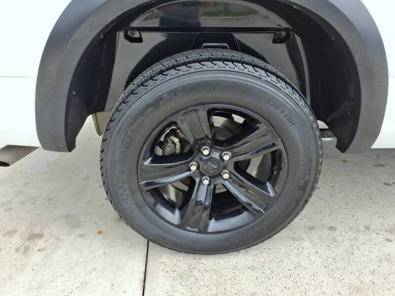 2024 RAM 1500 Classic SLT