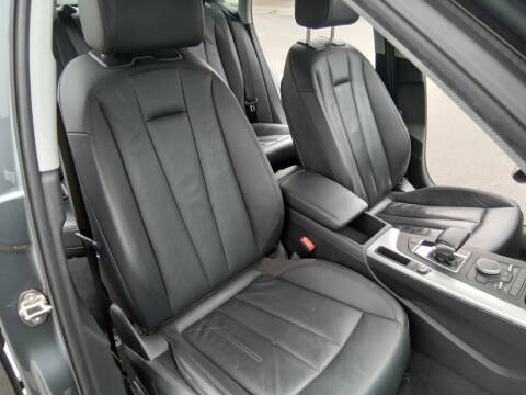 2017 Audi A4 2.0T quattro Premium