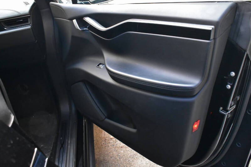 2018 Tesla Model X 75D