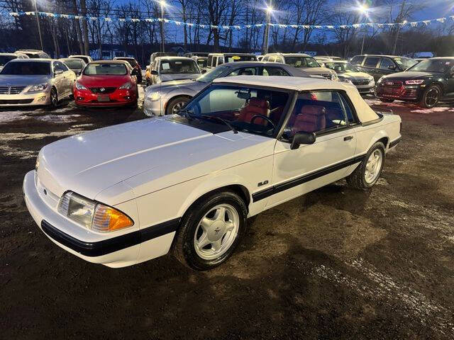 1990 Ford Mustang