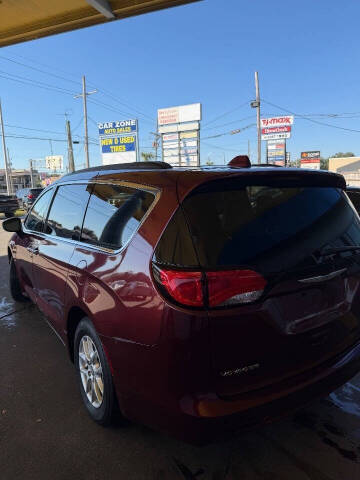 2020 Chrysler Voyager LXi
