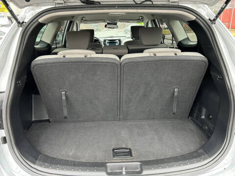 2017 Hyundai Santa Fe SE