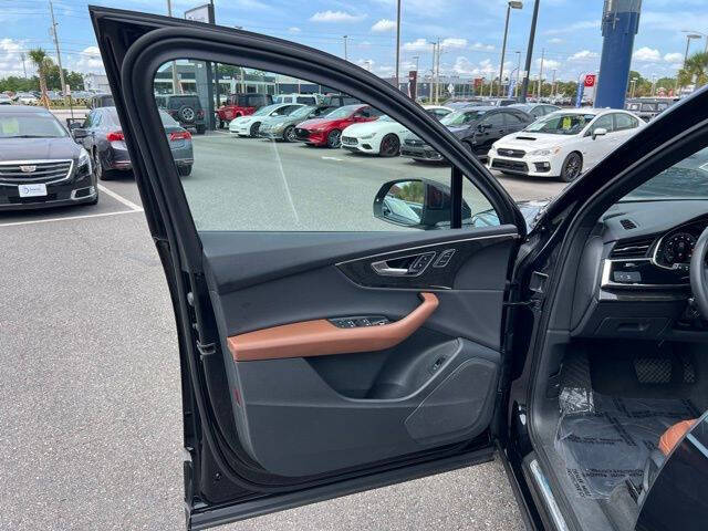 2021 Audi Q7 quattro Premium 55 TFSI