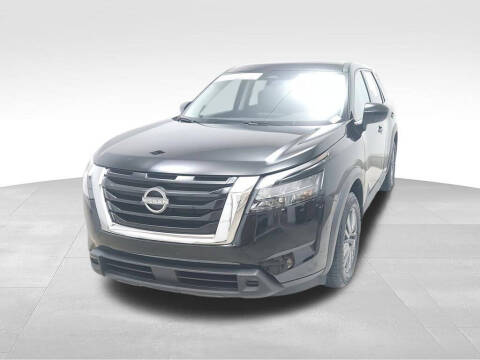 2023 Nissan Pathfinder S