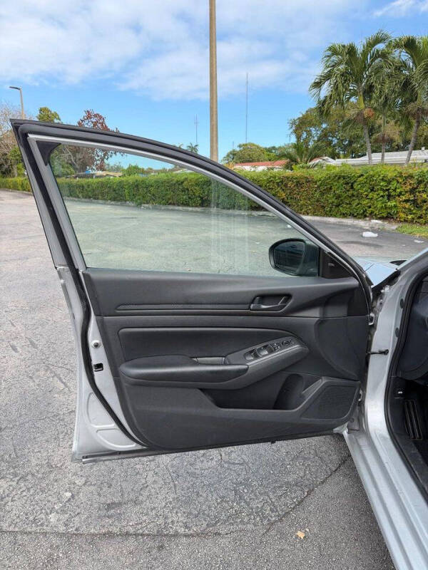 2024 Nissan Altima 2.5 S