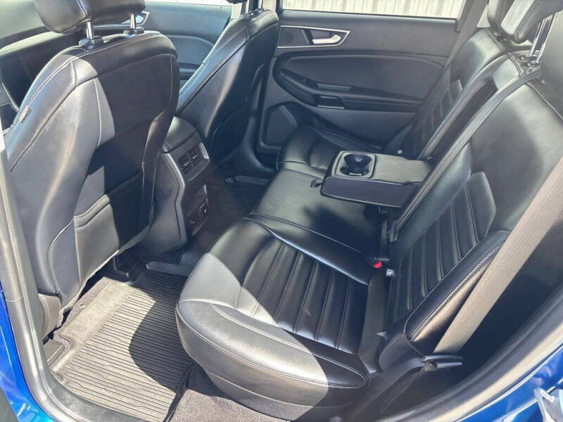 2023 Ford Edge