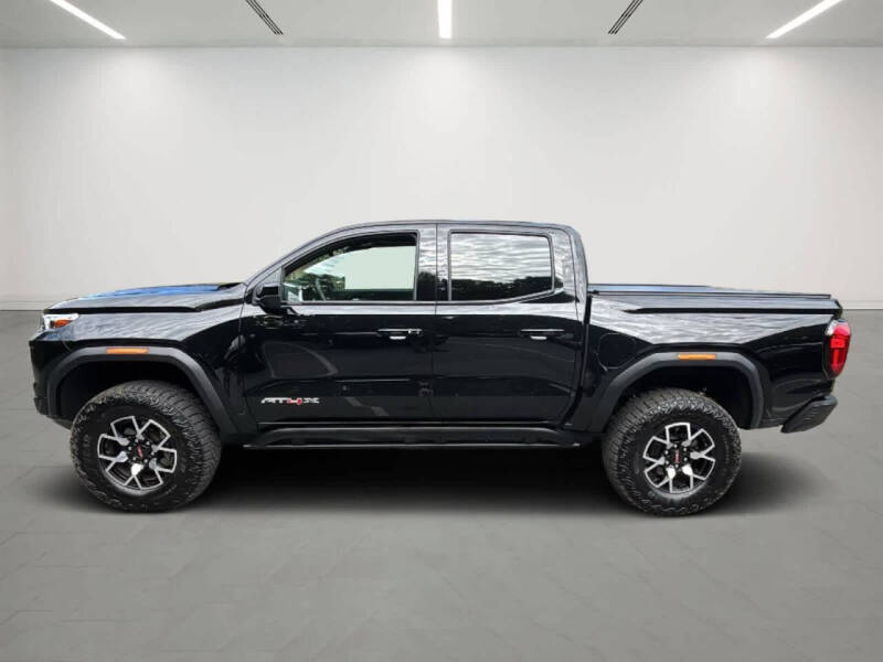 2024 GMC Canyon AT4X