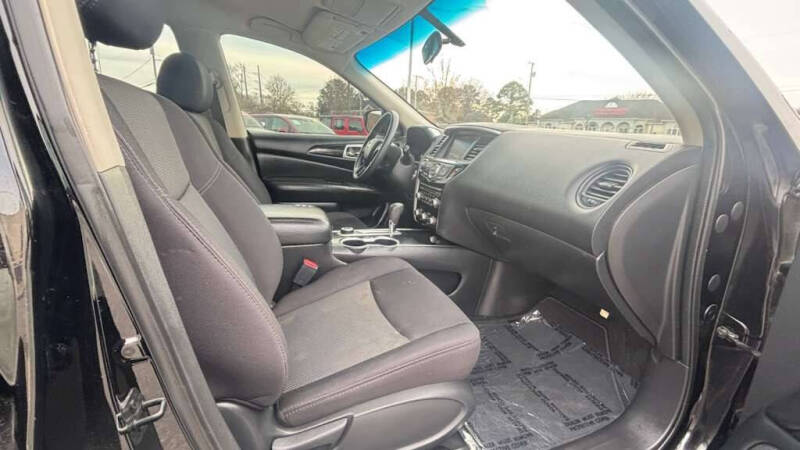 2018 Nissan Pathfinder S