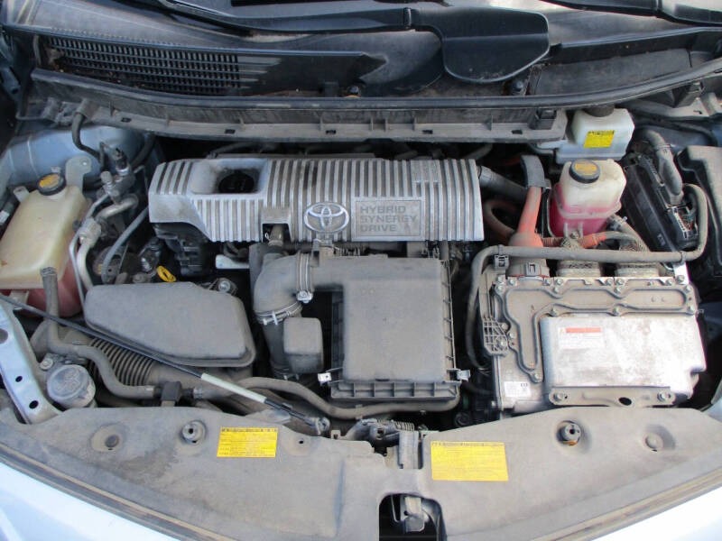 2012 Toyota Prius v Three