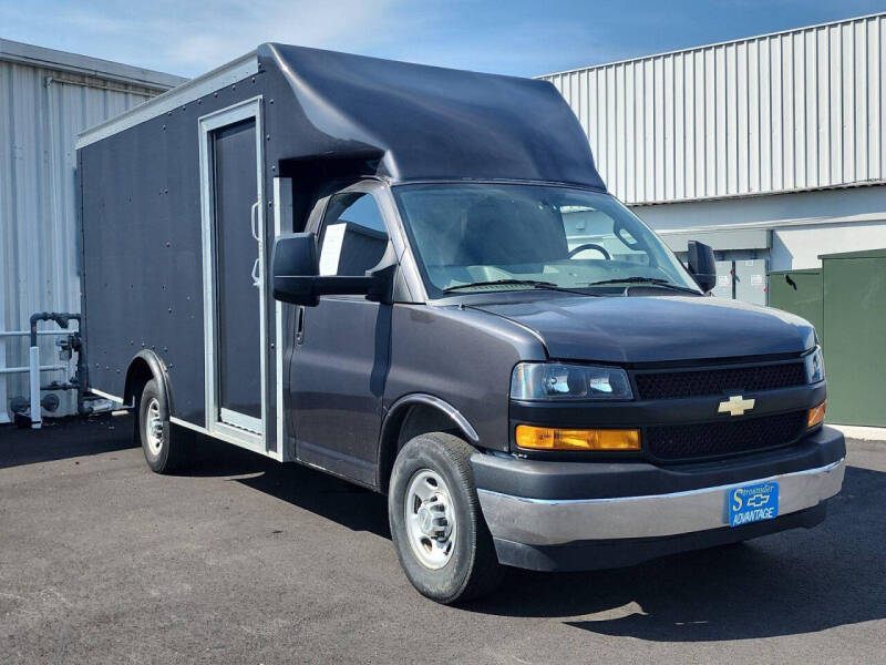 2022 Chevrolet Express 3500
