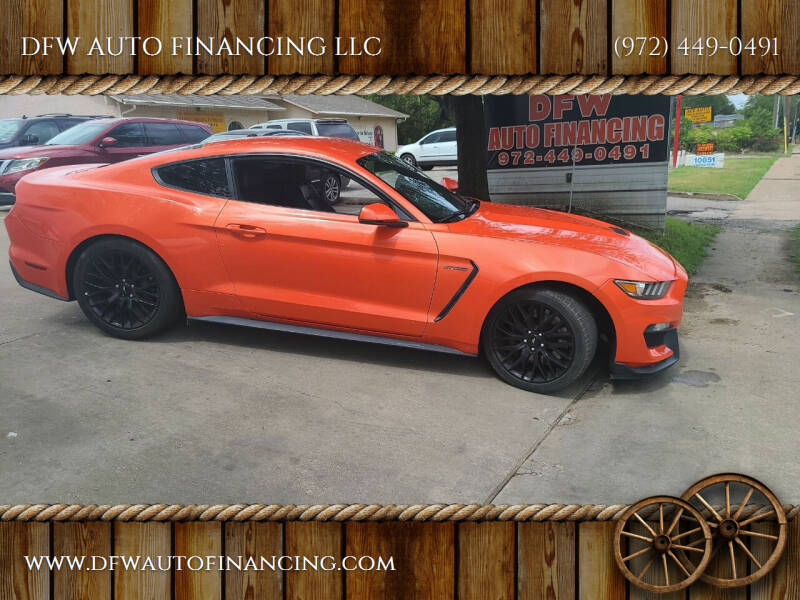 2016 Ford Mustang GT Premium's photo