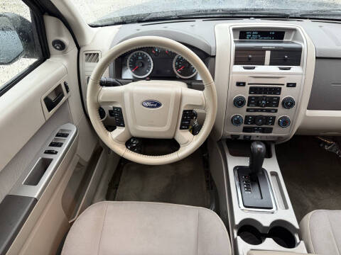 2011 Ford Escape XLT