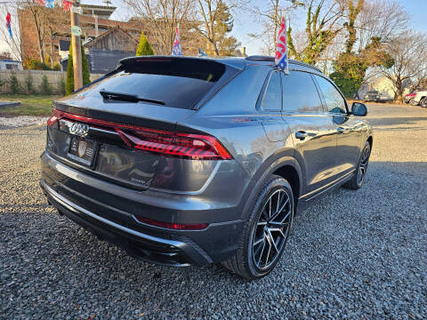 2020 Audi Q8 quattro Premium Plus 55 TFSI