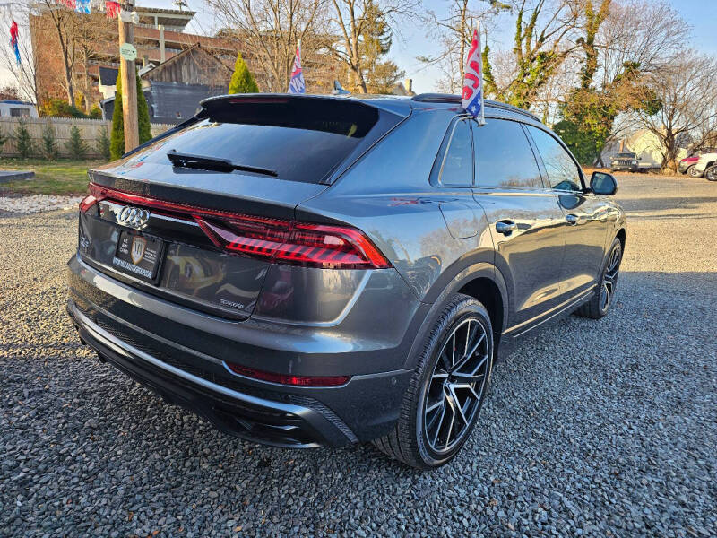 2020 Audi Q8 quattro Premium Plus 55 TFSI