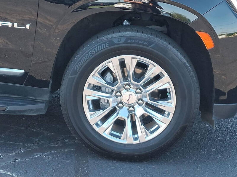 2023 GMC Yukon Denali