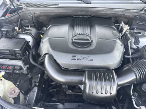 2011 Jeep Grand Cherokee Laredo