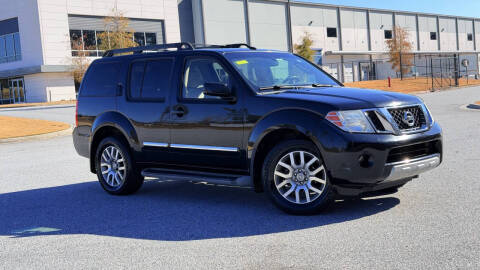 2010 Nissan Pathfinder LE