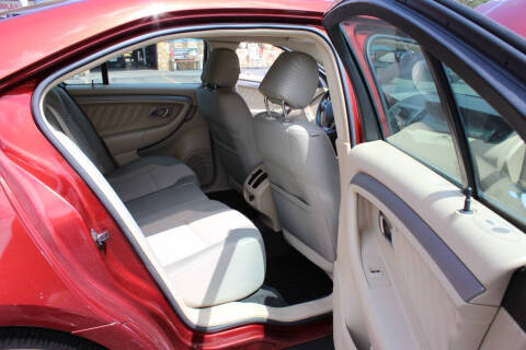 2014 Ford Taurus SEL