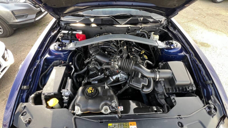 2012 Ford Mustang V6 Premium