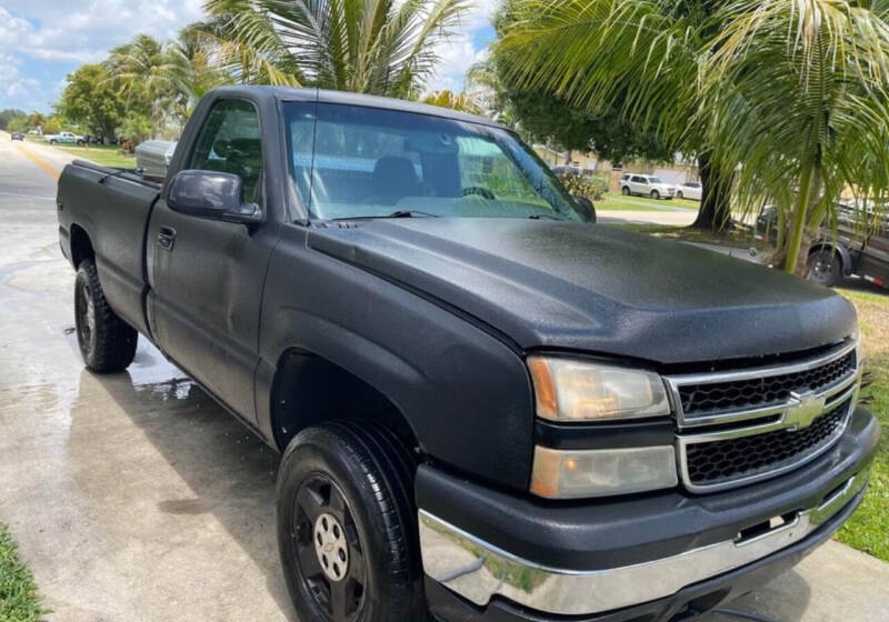 2004 Chevrolet Silverado 1500 Classic