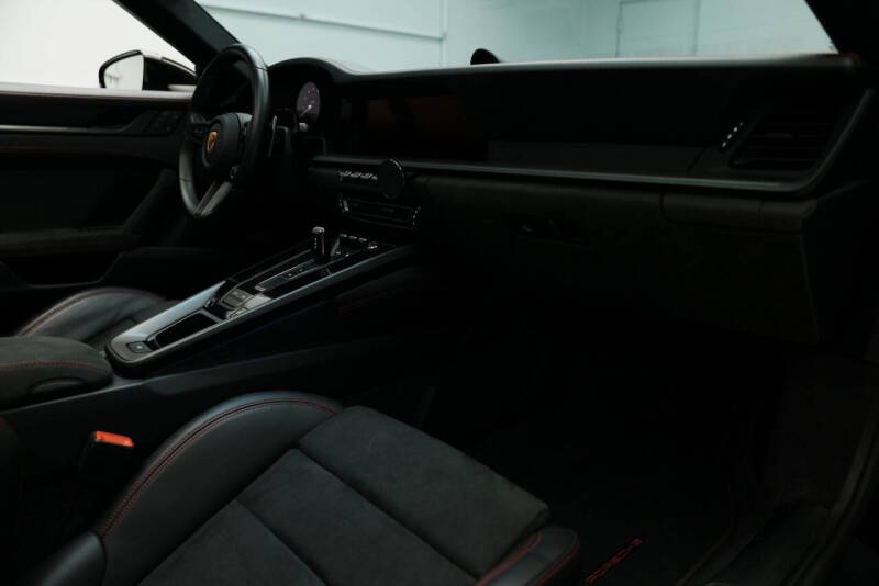 2022 Porsche 911 Targa 4 GTS