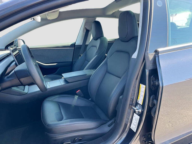 2025 Tesla Model 3 Long Range