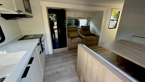 2026 Winnebago Thrive