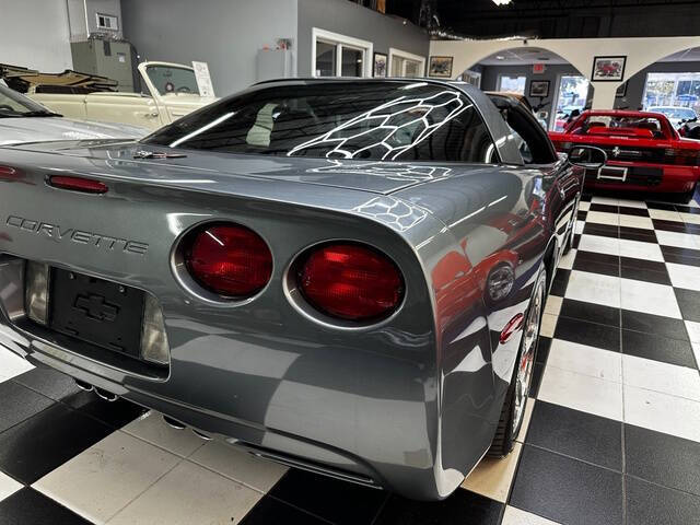 2004 Chevrolet Corvette