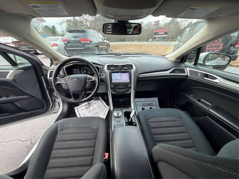 2019 Ford Fusion Hybrid SE