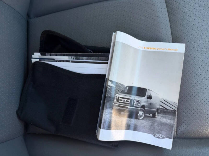 2013 Ford E-Series E-250