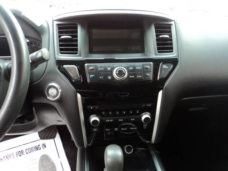 2014 Nissan Pathfinder S