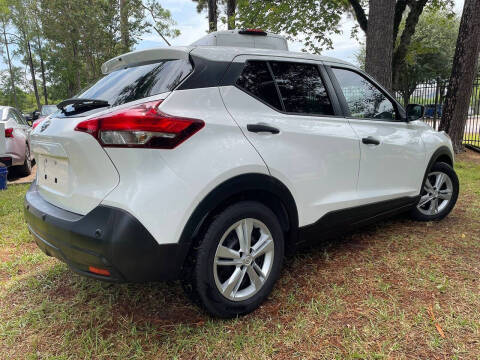 2023 Nissan Kicks SV