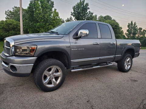 2007 Dodge Ram Pickup 1500 for sale at Superior Auto Sales in Miamisburg OH