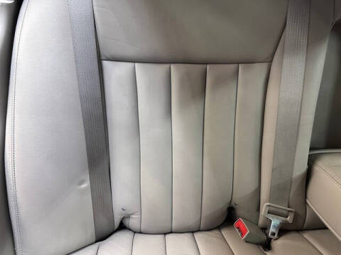 2003 Lincoln Town Car Executive