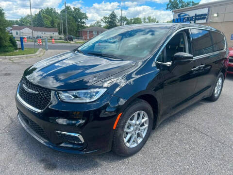 2024 Chrysler Pacifica Touring L