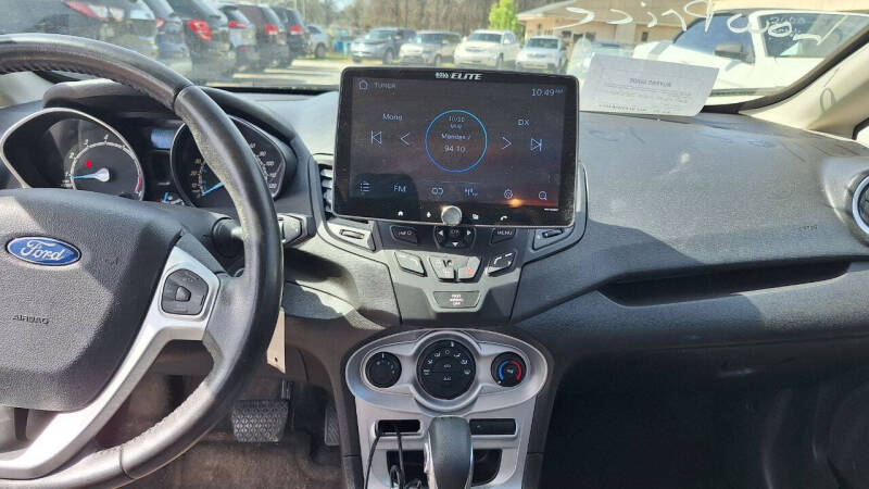 2016 Ford Fiesta SE