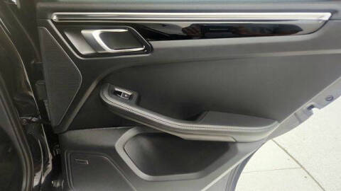 2024 Porsche Macan S