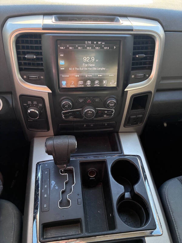 2013 RAM 1500 SLT