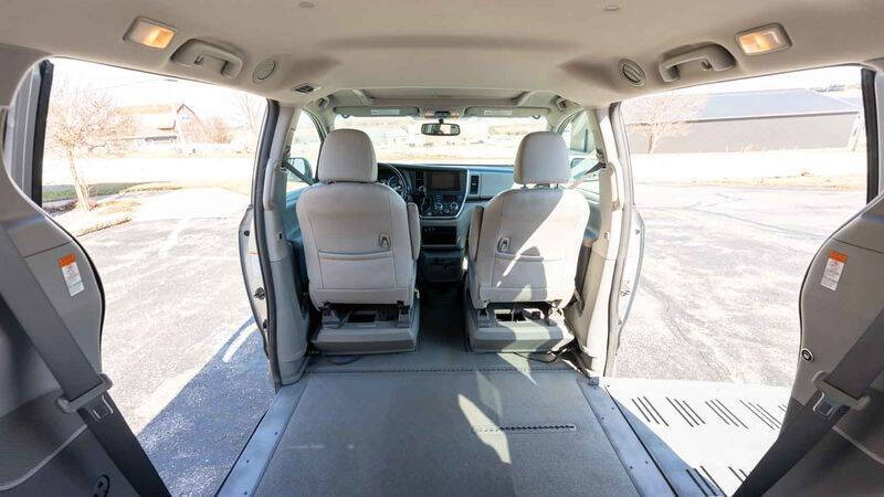 2016 Toyota Sienna